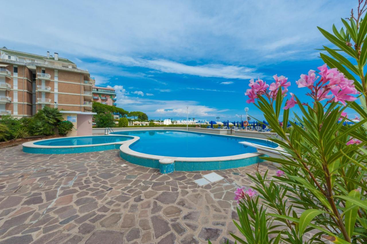 לידו די ג'סולו Residence Solmare Immobiliare Pacella מראה חיצוני תמונה